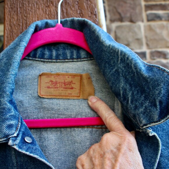 Men's Levi jacket - Picture 2 of 4